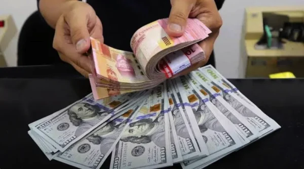 Rupiah Melemah, Kurs Dollar AS Hampir Sentuh Rp17.900